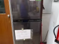 出售冰箱。很新的自用的两门冰箱。便宜卖。
