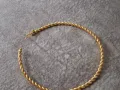 916黄金手镯 220/1g 有兴趣直接面交。不闲聊。骗子绕道