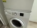 Beko 洗衣机 + 烘干机一套出售（叠放式）