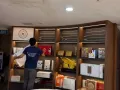 承接各种高、中、低档装修工程。专业水电安装、疏通管道、摄像头、维修各种跳电、热水器、隔间、油漆、壁纸、家私木工地板