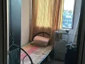 隔间有大窗口