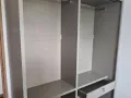 二手衣柜