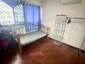男床位出租，靠近后港mrt，楼下多量巴士，