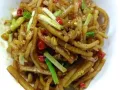 本人 32湖南人人，擅长湘川菜，海鲜，东北菜和粤菜也会，麻辣香锅自带酱料，烤鱼，来新 1年，现在白卡，有需要的老板请联系