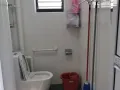 卡迪地铁站两人间招一个女搭房