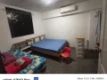 布莱德地铁站A出口，女搭房