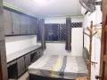大牌230，位于淡宾尼7道，交通方便，旁边是淡宾尼地铁东站，并有多趟巴士通往全岛和地铁站（4，8，18，19，21, 3