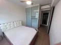 高楼明亮房间出租