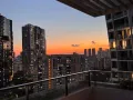  新加坡核心富人区｜私梯入户+全景大阳台｜长租/短租，房租竟只需2xxx！