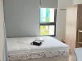 步行2分钟到兀兰南地铁站附近夫妻房出租