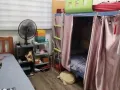 义顺普通房女搭房（三人间），400元可以报服务业和制造业，包空调水电网，可小煮，楼下有超市，食阁麦当劳，楼下公车站4站直