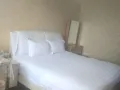 湖畔地铁站附近有日租房，钟点房，专人打扫卫生，人少安静