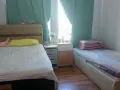 女搭房床位出租