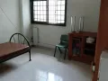 海军部地铁站附近 普通房男床位 ）两人间 没有冷气 有风扇 随时入住 制造业服务业本屋地址 新加坡房东