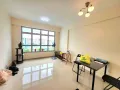 Sembawang. 组屋  Blk366B  组屋。 2房1厅 。全家私 。3空调，在客厅和两个房间。 。房屋漂亮