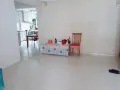 巴西立男搭房：即可入住,无屋主,可煮.可报住址，有空调
