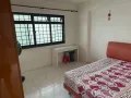 大牌 726靠近海军部普通房可以报地址 ,有屋主 ， 可以小煮， 包水电网，  冷气随时可以入住