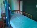 如切路上段有女床位出租