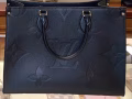 LV全新