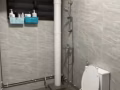 地铁旁普通房