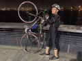 先友后婚 男，新加坡公民，佛教徒，退休。征求女伴，40岁以下，必须是新加坡公民，爱运动，跑步，骑公路单车，先友后婚