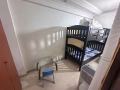 大牌288A近欲廊东地铁站有大隔间和男搭房床位上下铺，随时可以入住
