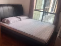 🏡 普通房+自己独立厕所🚻 💰 SGD 1,200/month ✅ 新装修独立厕所 ✅ Queen Bed ✅ 冷
